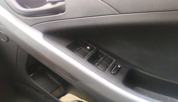 2023 Tata NEXON XM PETROL, Petrol, Manual, 9,031 km, interior