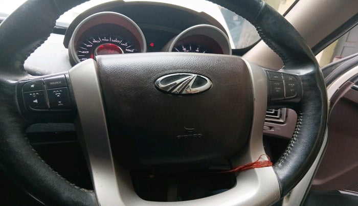 2014 Mahindra XUV500 SPORTZ LTD, Diesel, Manual, 55,321 km, interior