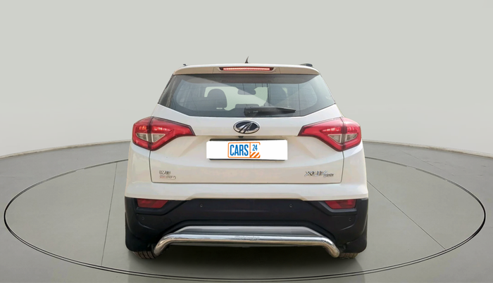 2021 Mahindra XUV300 W8 (O) 1.2 PETROL AMT, Petrol, Automatic, 1,18,793 km, exterior