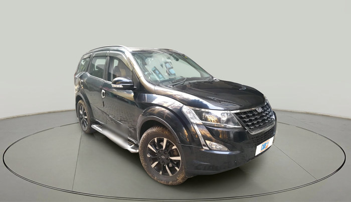 2018 Mahindra XUV500 W11, Diesel, Manual, 82,651 km, exterior