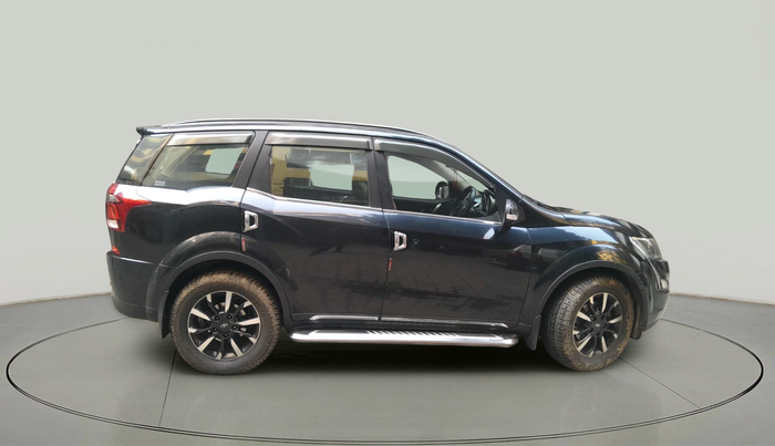 2018 Mahindra XUV500 W11, Diesel, Manual, 82,651 km, exterior