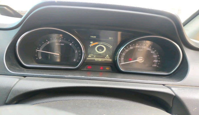 2017 Tata Hexa XT 4X2 7 STR, Diesel, Manual, 92,109 km, interior