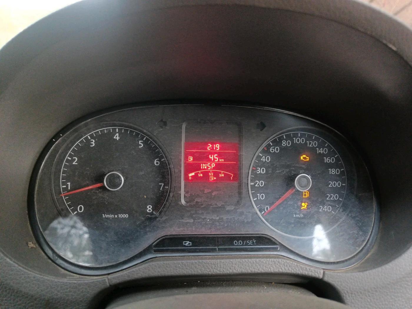 2012 Volkswagen Vento COMFORTLINE 1.6, CNG, Manual, 1,33,118 km, interior