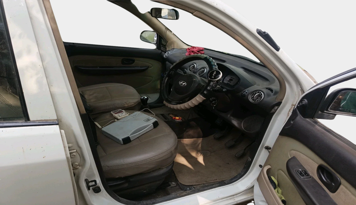 2011 Hyundai Santro Xing GLS, Petrol, Manual, 22,150 km, interior