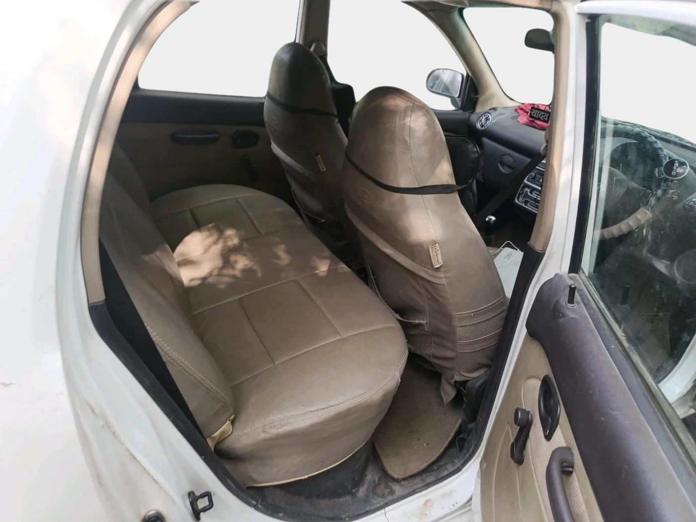 2011 Hyundai Santro Xing GLS, Petrol, Manual, 22,150 km, interior