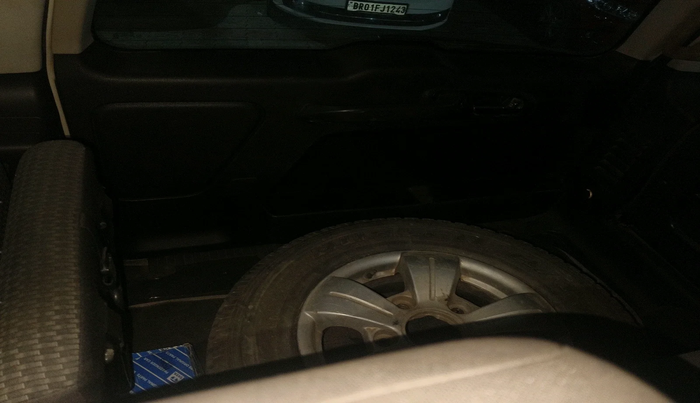 2018 Tata Safari Storme 2.2 VX 4X2, Diesel, Manual, 96,691 km, interior