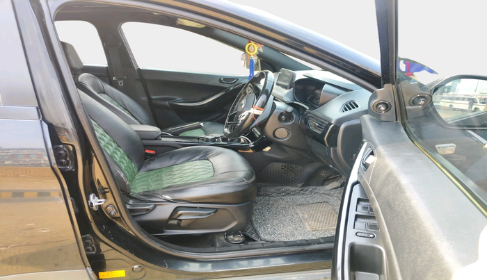 2023 Tata NEXON XZ PLUS PETROL SUNROOF DARK EDITION, Petrol, Manual, 82,218 km, interior