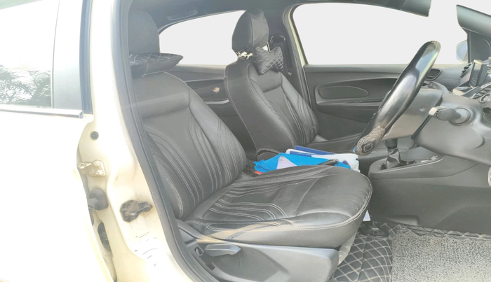 2020 Ford FREESTYLE TITANIUM 1.2 PETROL, Petrol, Manual, 1,55,011 km, interior