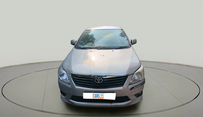 2013 Toyota Innova 2.5 GX 7 STR, Diesel, Manual, 1,15,129 km, exterior