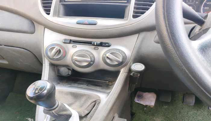 2012 Hyundai i10 MAGNA 1.2, Petrol, Manual, 79,571 km, interior