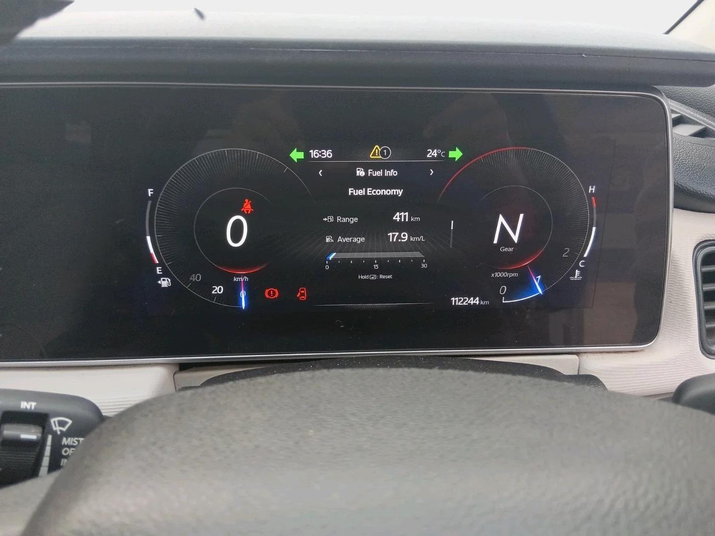 2023 Mahindra XUV700 AX 5 D MT 7 STR, Diesel, Manual, 1,12,244 km, interior
