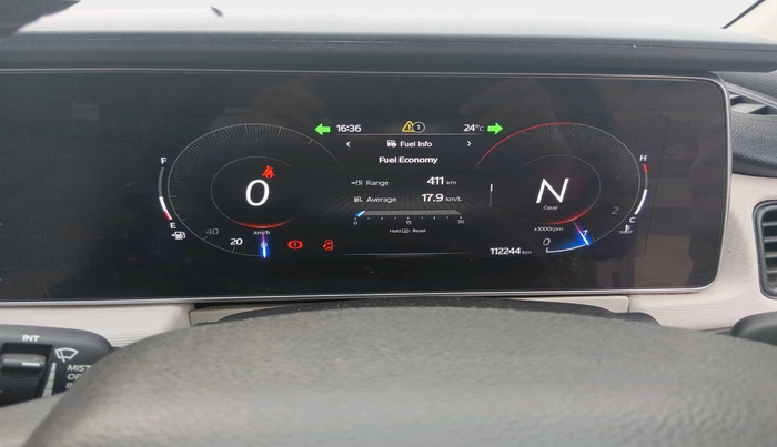 2023 Mahindra XUV700 AX 5 D MT 7 STR, Diesel, Manual, 1,12,244 km, interior