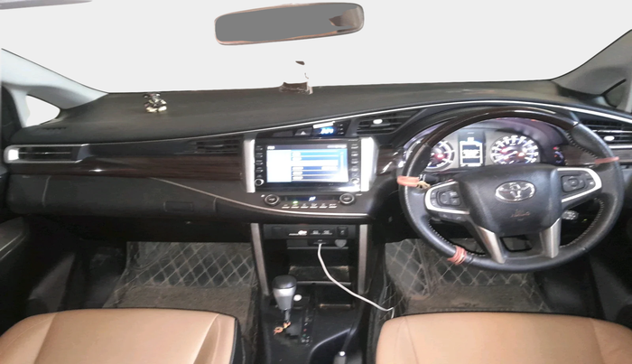 2022 Toyota Innova Crysta 2.4 ZX AT 7 STR, Diesel, Automatic, 43,264 km, interior