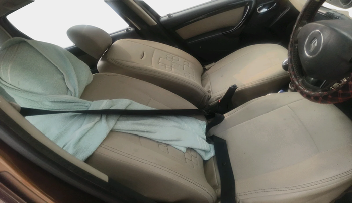 2013 Renault Duster 110 PS RXZ DIESEL, Diesel, Manual, 1,38,492 km, interior