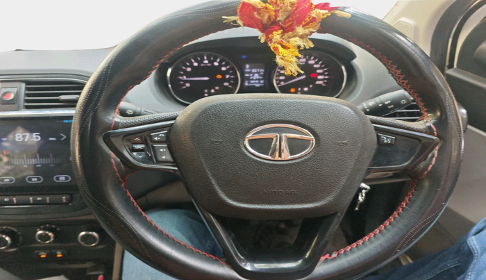 2018 Tata Tiago XZ PETROL, Petrol, Manual, 57,407 km, interior
