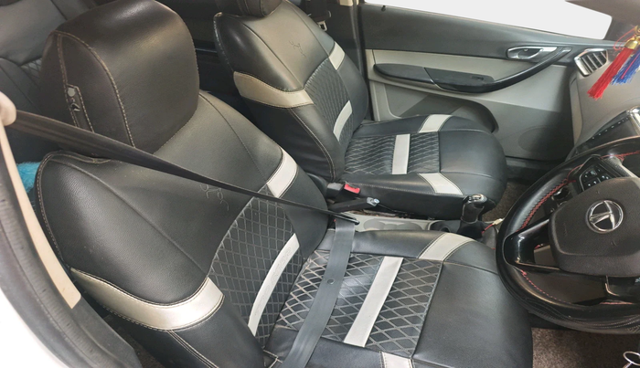 2018 Tata Tiago XZ PETROL, Petrol, Manual, 57,407 km, interior