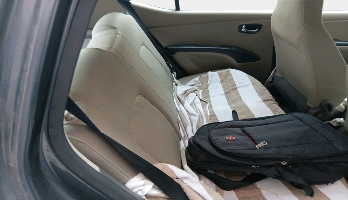 2012 Hyundai i10 MAGNA 1.2, Petrol, Manual, 30,062 km, interior