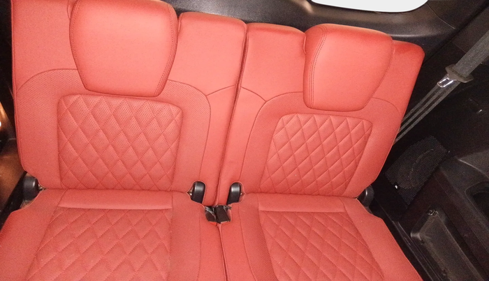 2023 Tata Safari XZ PLUS 2.0L RED DARK EDITION 7 STR MT, Diesel, Manual, 42,661 km, interior