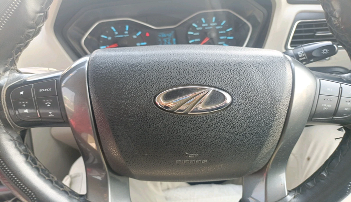 2019 Mahindra Scorpio S9, Diesel, Manual, 49,105 km, interior