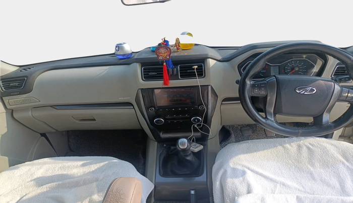 2019 Mahindra Scorpio S9, Diesel, Manual, 49,105 km, interior