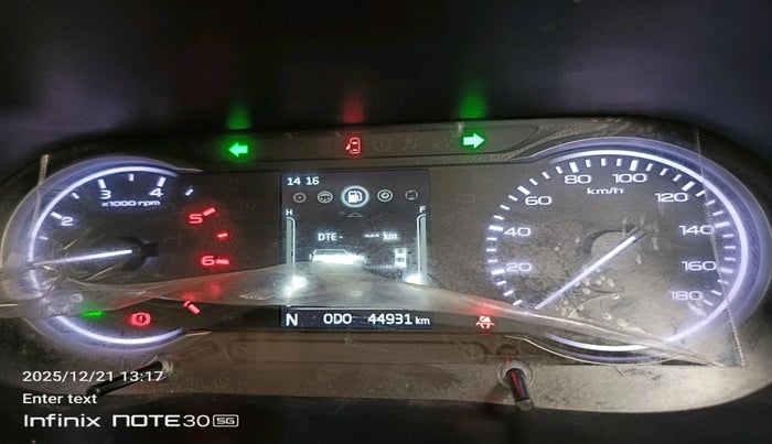 2023 Mahindra BOLERO NEO N 4, Diesel, Manual, 44,931 km, interior