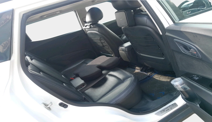 2023 Mahindra XUV400 EL 7.2 KW, Electric, Automatic, 97,815 km, interior