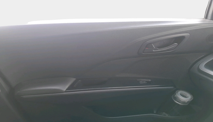 2023 Mahindra XUV400 EL 7.2 KW, Electric, Automatic, 97,815 km, interior