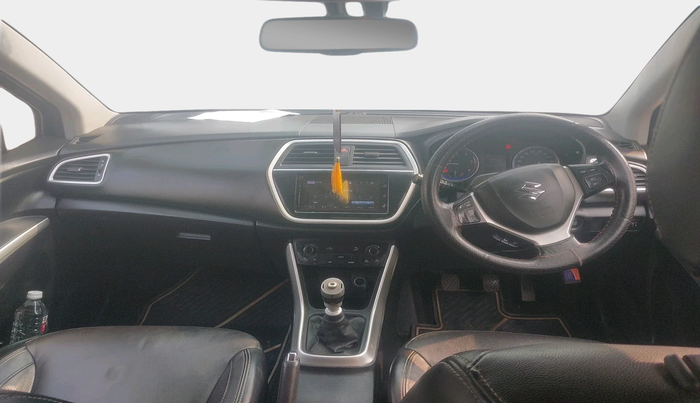 2016 Maruti S Cross ALPHA 1.6, Diesel, Manual, 69,339 km, interior