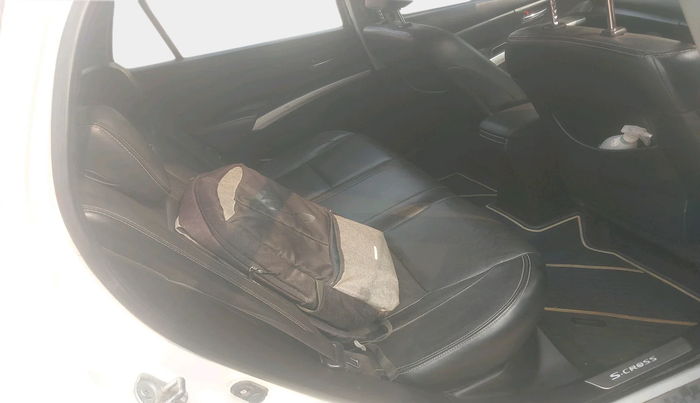 2016 Maruti S Cross ALPHA 1.6, Diesel, Manual, 69,339 km, interior
