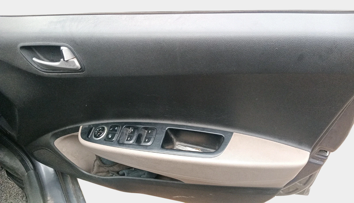 2014 Hyundai Grand i10 SPORTZ 1.2 KAPPA VTVT, Petrol, Manual, 1,08,146 km, interior