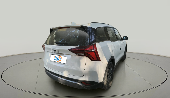 2021 Mahindra XUV700 AX 7 P AT 7 STR, Petrol, Automatic, 35,156 km, exterior