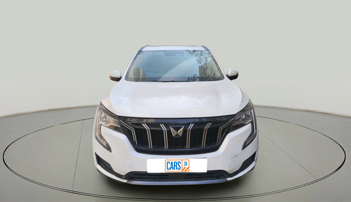 2021 Mahindra XUV700 AX 7 P AT 7 STR, Petrol, Automatic, 35,156 km, exterior