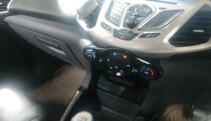 2017 Ford Ecosport TITANIUM 1.5L DIESEL, Diesel, Manual, 84,665 km, interior