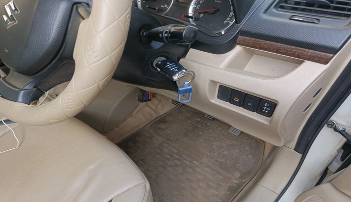 2013 Maruti Swift Dzire VXI, Petrol, Manual, 38,754 km, interior