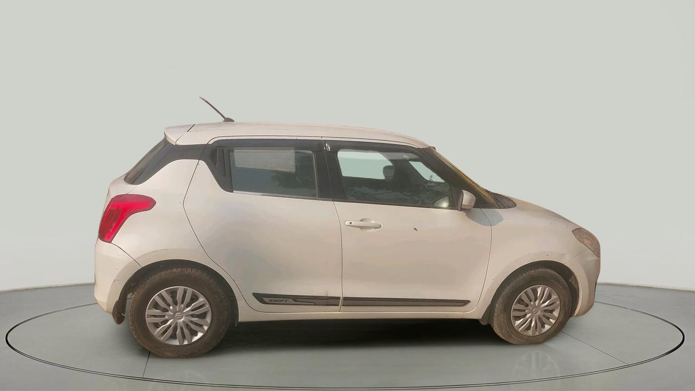 2022 Maruti Swift VXI, Petrol, Manual, 20,579 km, exterior