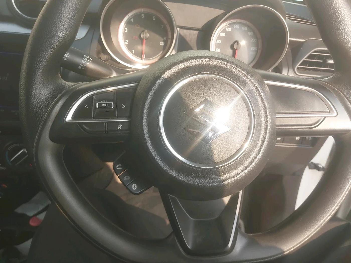 2022 Maruti Swift VXI, Petrol, Manual, 20,579 km, interior