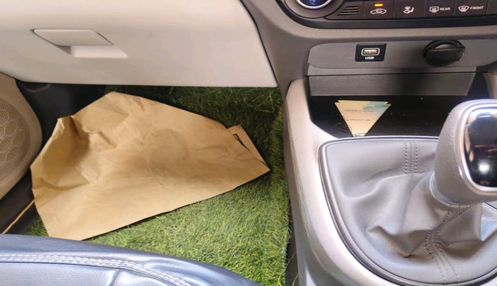 2021 Hyundai GRAND I10 NIOS SPORTZ AMT 1.2 KAPPA VTVT, Petrol, Automatic, 60,912 km, interior