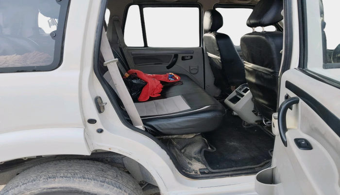 2021 Mahindra Scorpio S5, Diesel, Manual, 1,39,443 km, interior