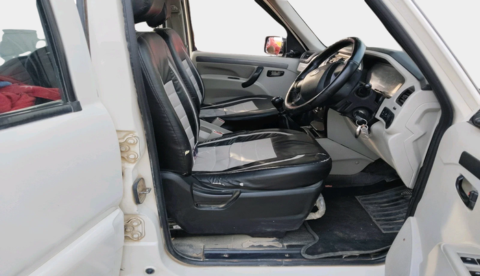 2021 Mahindra Scorpio S5, Diesel, Manual, 1,39,443 km, interior