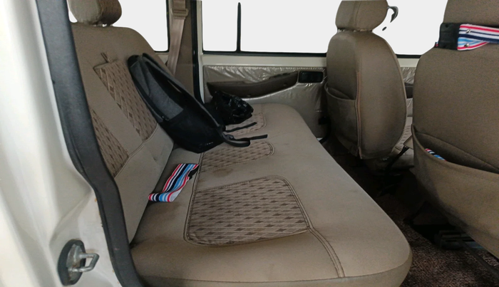 2021 Mahindra Bolero B6 (O), Diesel, Manual, 59,866 km, interior