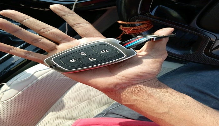 2022 Tata Safari XZ PLUS, Diesel, Manual, 63,986 km, interior