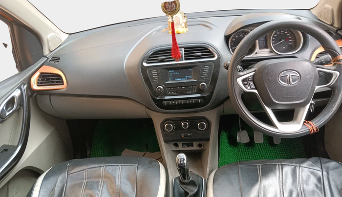 2016 Tata Tiago XZ PETROL, Petrol, Manual, 1,29,210 km, interior