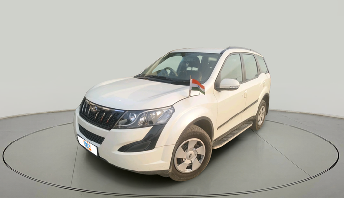 2017 Mahindra XUV500 W6, Diesel, Manual, 37,063 km, exterior