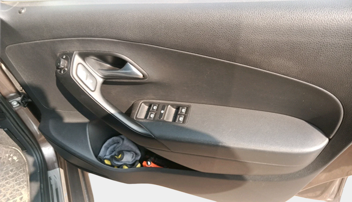 2018 Volkswagen Polo HIGHLINE PLUS 1.0 16 ALLOY, Petrol, Manual, 34,097 km, interior