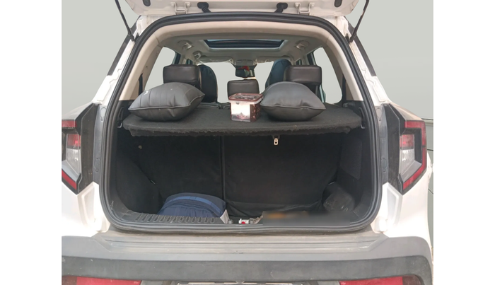 2024 Mahindra XUV 3XO AX7 1.2 TGDi, Petrol, Manual, 24,189 km, exterior