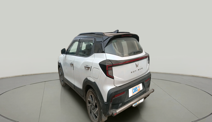 2024 Mahindra XUV 3XO AX7 1.2 TGDi, Petrol, Manual, 24,189 km, exterior