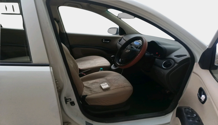 2011 Hyundai i10 SPORTZ 1.2, Petrol, Manual, 80,514 km, interior