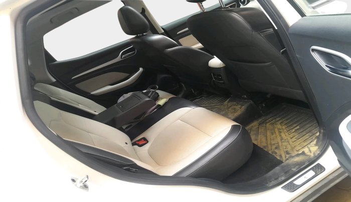 2021 MG ASTOR SAVVY 1.5 CVT, Petrol, Automatic, 25,580 km, interior