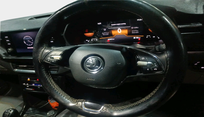 2023 Skoda KUSHAQ STYLE 1.0L TSI MT, Petrol, Manual, 64,441 km, interior