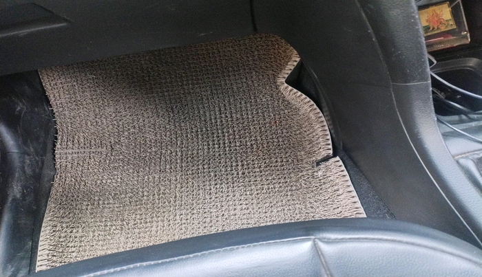 2013 Maruti Swift ZDI, Diesel, Manual, 1,49,098 km, interior